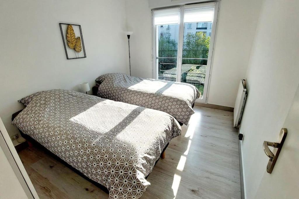Cosy Home 2, 2 Chambres, 6 Personnes, 3 Min Gare, Parking Cergy Exteriör bild