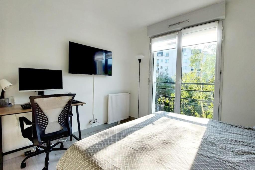 Cosy Home 2, 2 Chambres, 6 Personnes, 3 Min Gare, Parking Cergy Exteriör bild